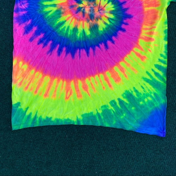 Saturn Tie Dye T-Shirts - Picture 8 of 14